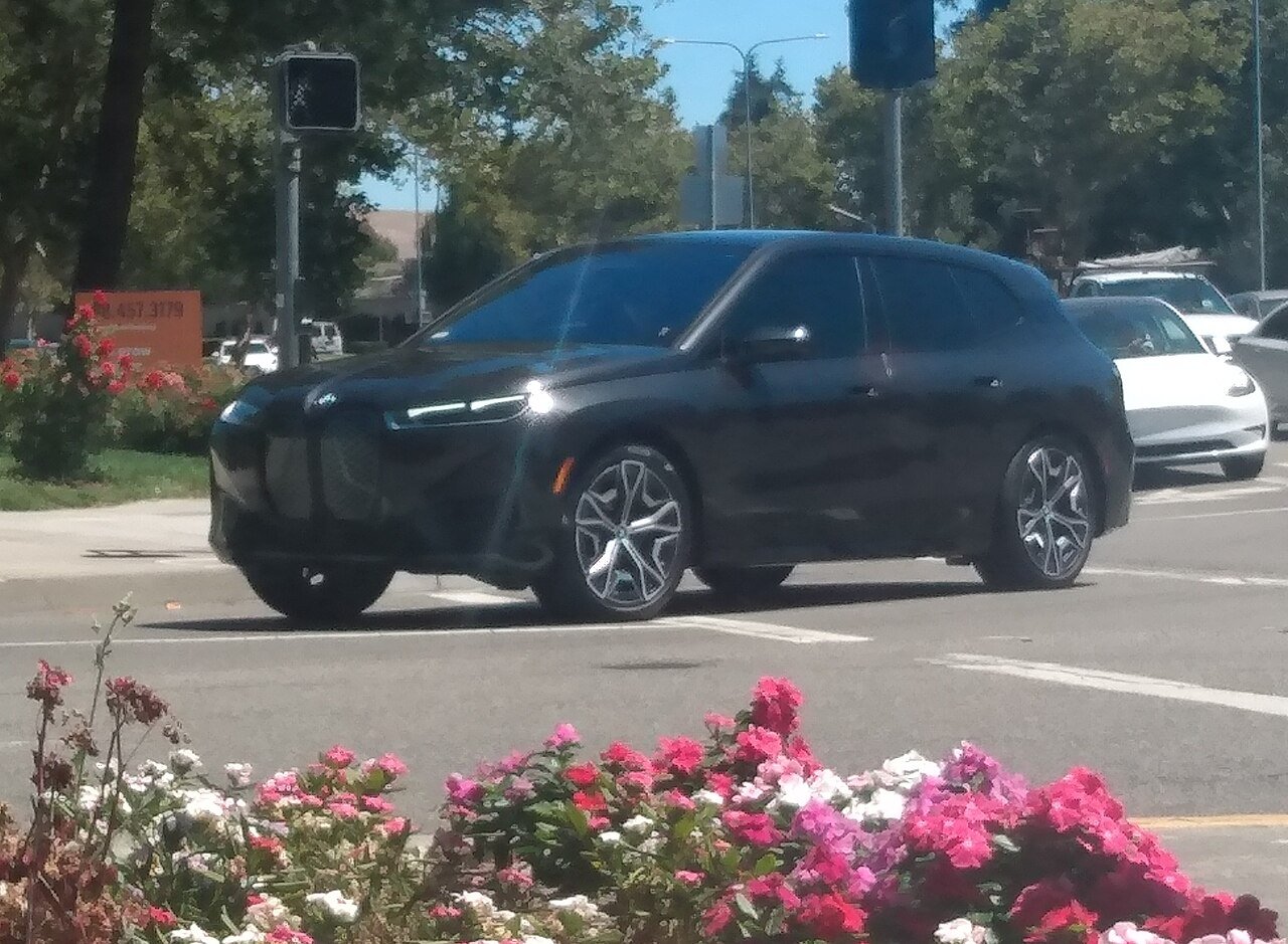2022 BMW iX