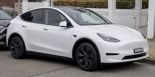 2024 Tesla Model Y